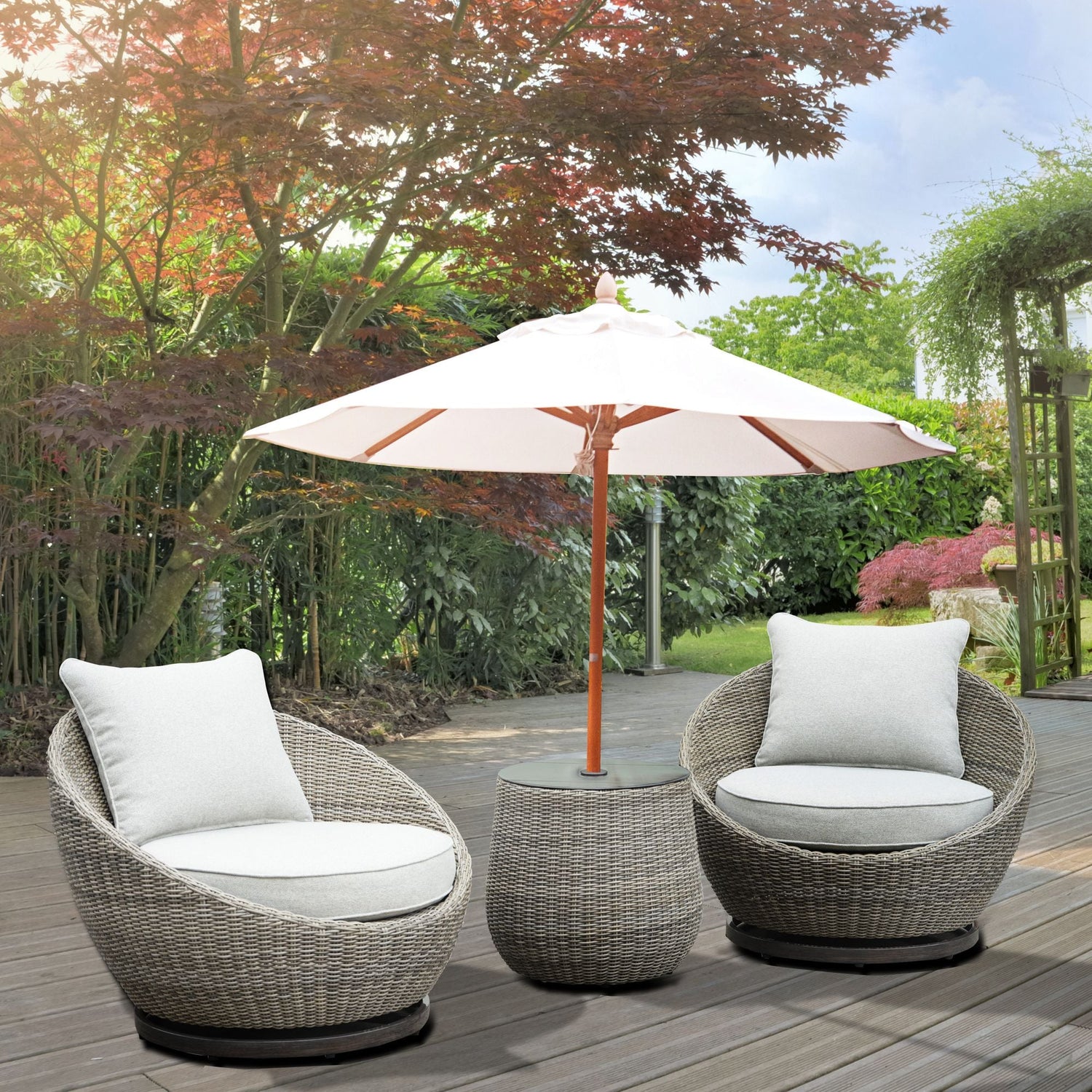 OUTDOOR FURNITURE